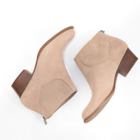 Jessica Simpson Shoes - Jessica Simpson Booties Size 9